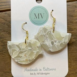 Earrings, 18k plated posts